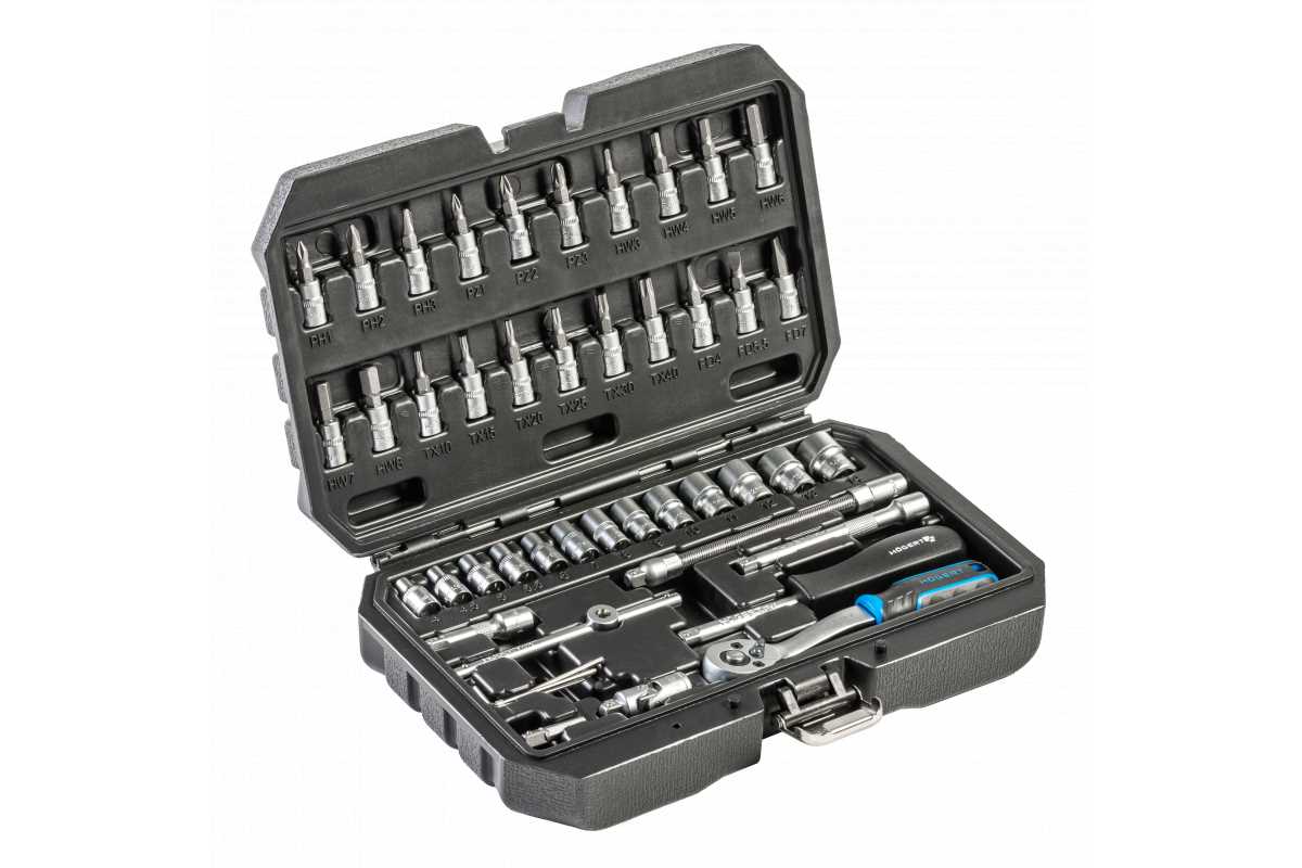 HT1R216 Set gedora i nasadnih ključeva u plastičnom koferu 46kom